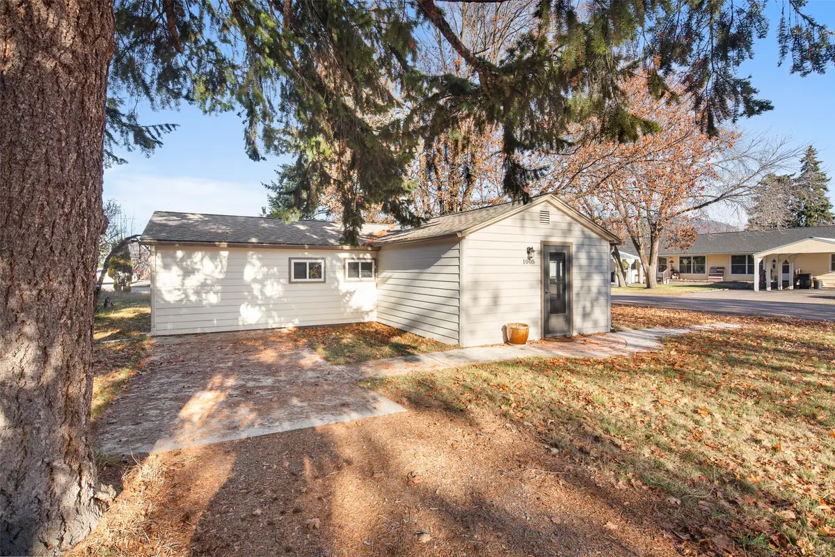 1005 10th Street W, Columbia Falls, MT 59912 - Image #1