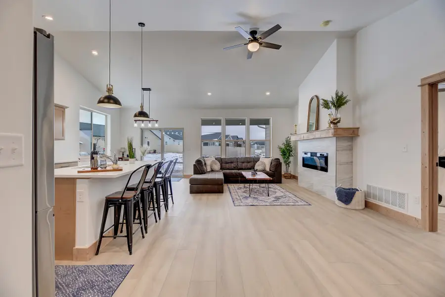 174 Meadow View Loop, East Helena, MT 59635 - Image #3