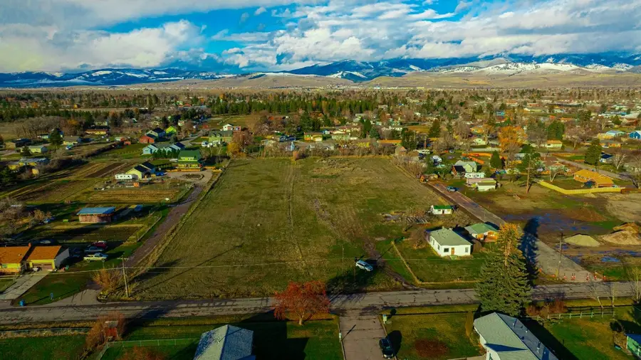 2718 W Central Avenue, Missoula, MT 59804 - Image #2