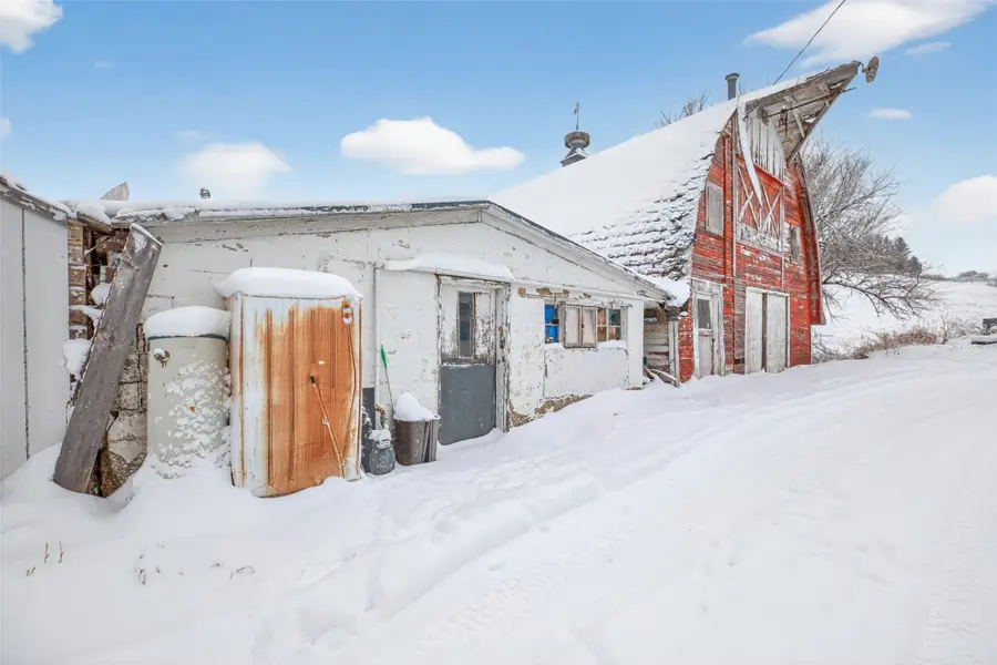 156 SW Roundhouse Loop, Lewistown, MT 59457 - Image #2