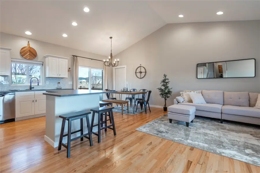 674 Jeanne Road, Helena, MT 59602 - Image #2