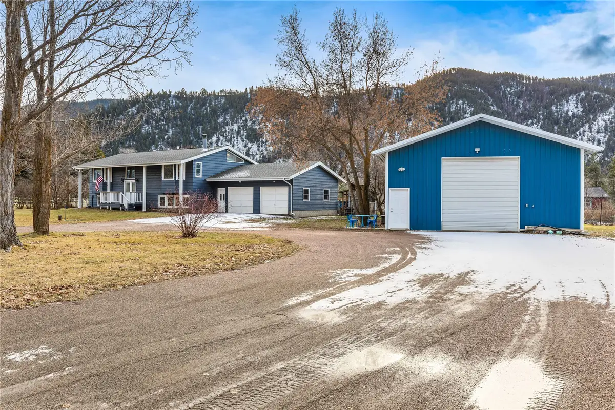 17755 E Mullan Road, Clinton, MT 59825 - Image #1