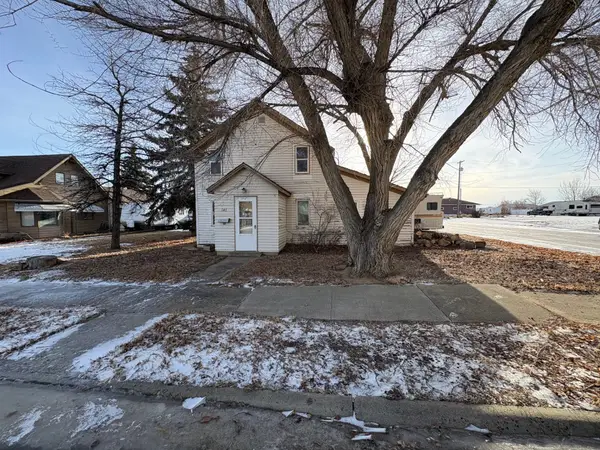 147 W Quincy Avenue, Chester, MT 59522