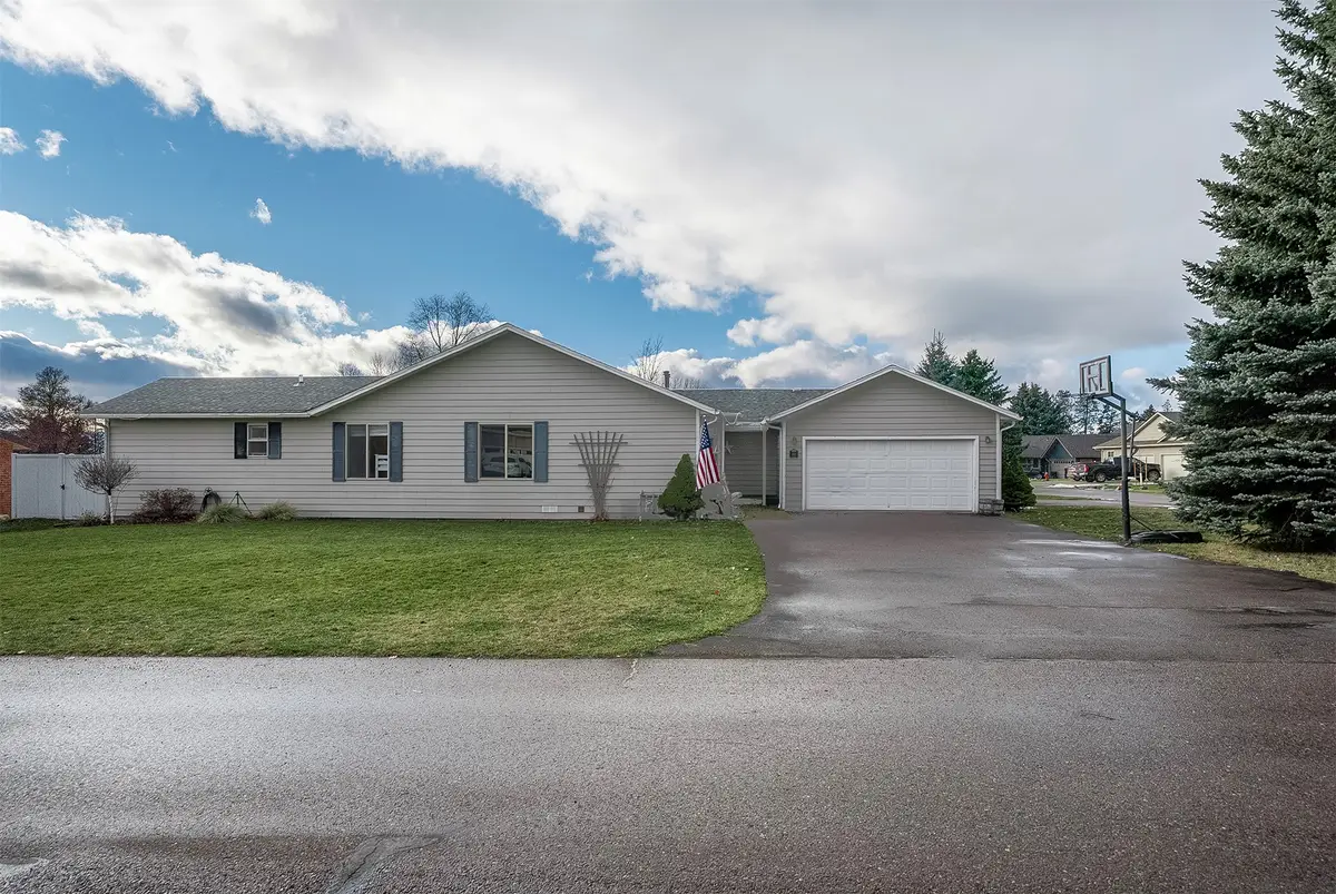 112 O'brien Terrace #A, Bigfork, MT 59911 - Image #1