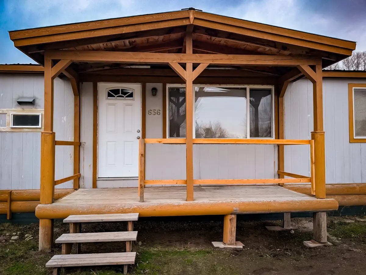 656 6th Avenue, Victor, MT 59875 - Image #1