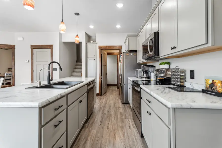 122 One Way Loop, Hamilton, MT 59840 - Image #2