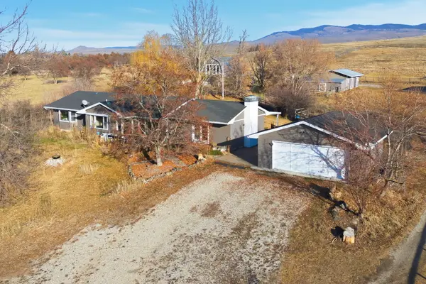 1948 Mountain View Orchard Road, Corvallis, MT 59828