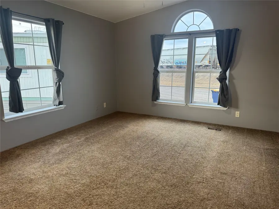 2822 9th Avenue N, Great Falls, MT 59401 - Image #2