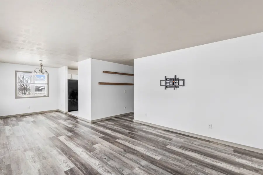 1401 27th Avenue S, Great Falls, MT 59405 - #2