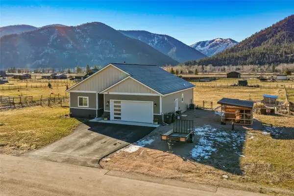 21082 Pamin Loop, Clinton, MT 59825