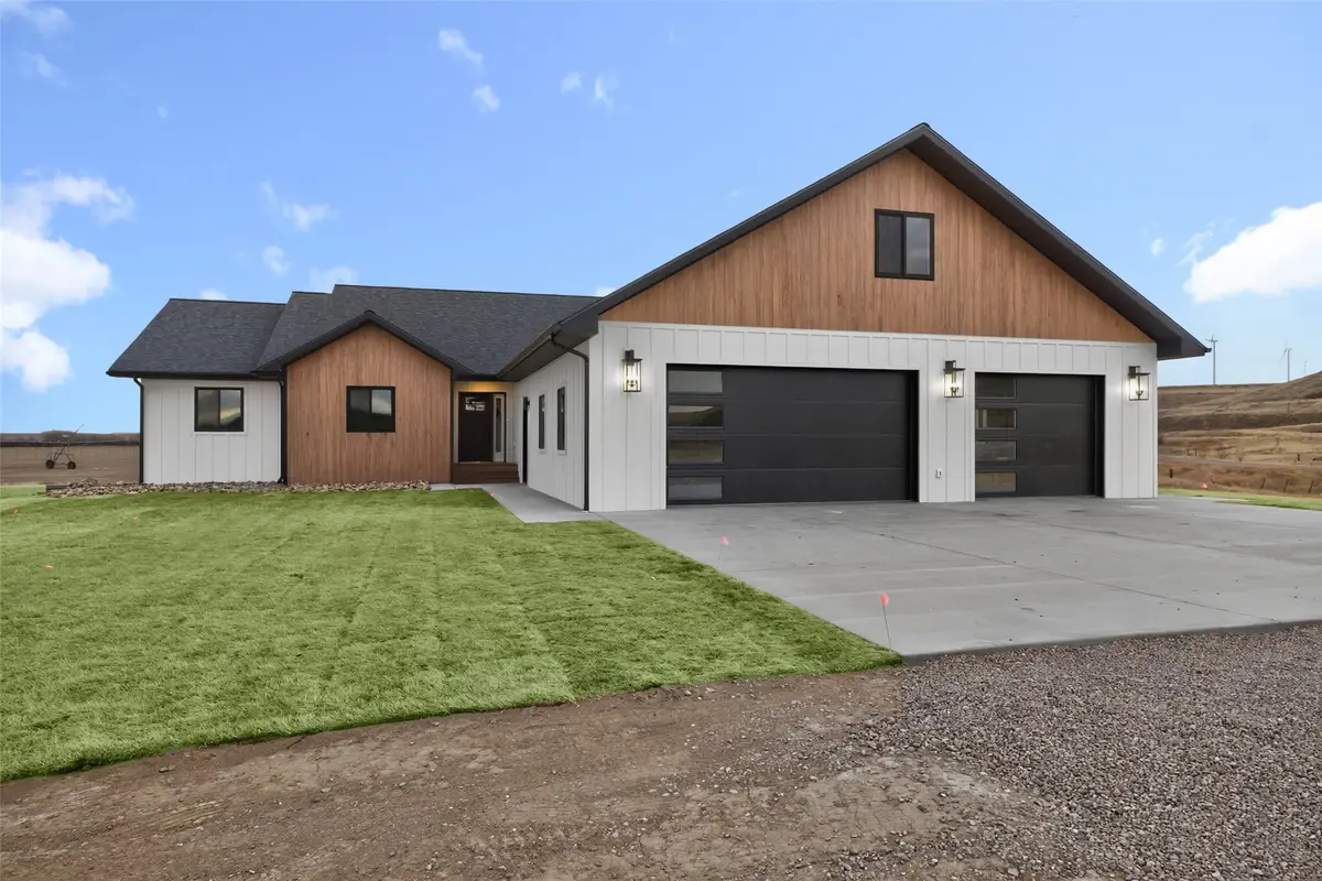 579 Mciver Road, Great Falls, MT 59404 - Image #1