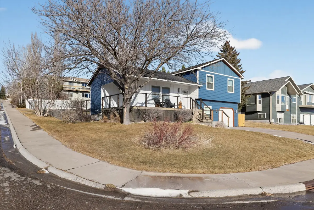 301 29th Avenue Ne, Great Falls, MT 59404 - Image #1