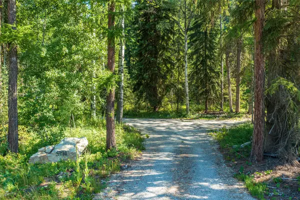 5374 Us Highway 93 W, Whitefish, MT 59937