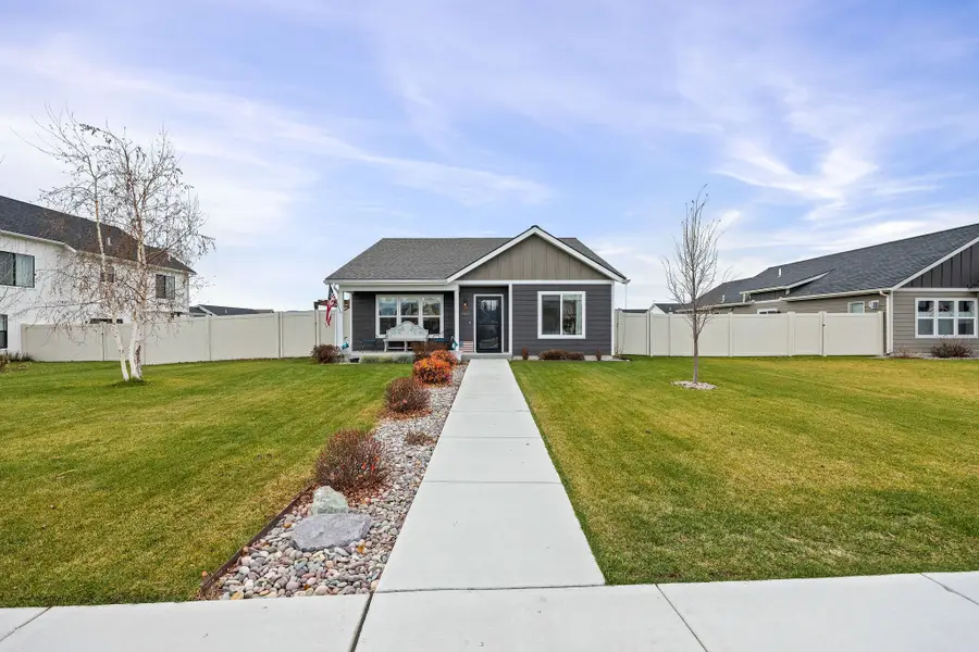 860 Mountain Vista Way, Kalispell, MT 59901 - #2