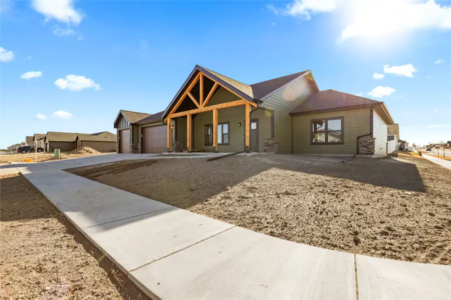 200 42nd Avenue Ne, Great Falls, MT 59404 - Image #2