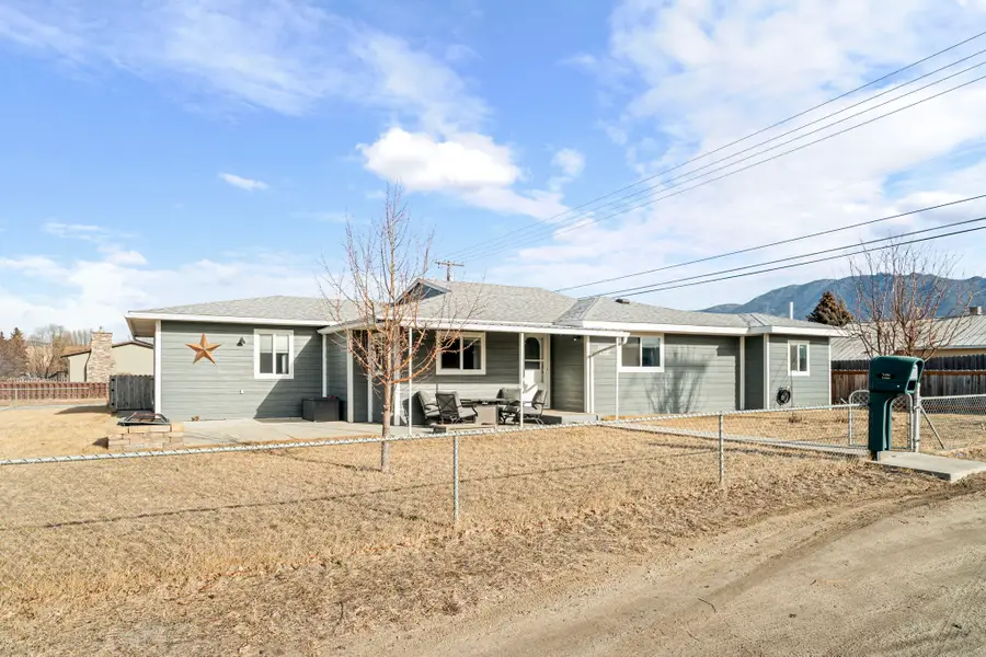 3250 Paxson Avenue, Butte, MT 59701 - #2