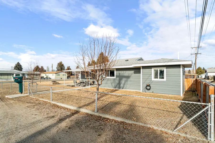 3250 Paxson Avenue, Butte, MT 59701 - #3