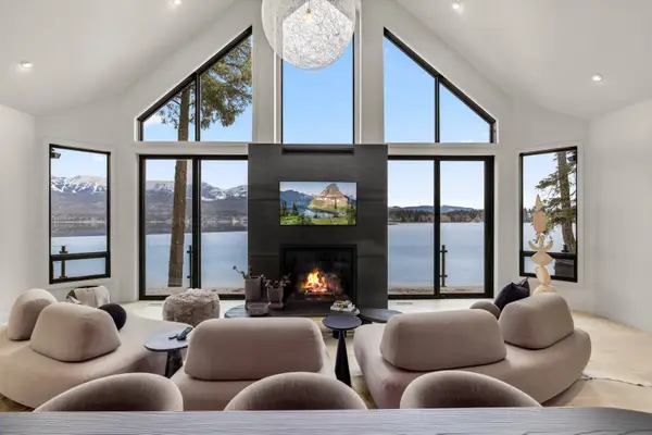 1332 W Lakeshore Drive, Whitefish, MT 59937