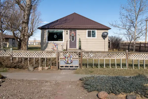 205 1st Street N, Sunburst, MT 59482