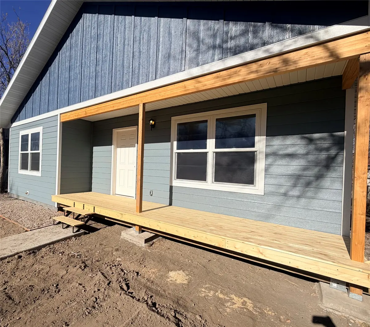 1021 8th Avenue S, Great Falls, MT 59405 - #1