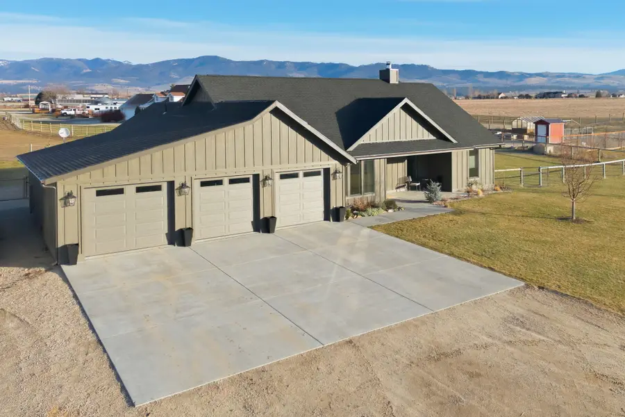 586 Little Sky Lane, Corvallis, MT 59828 - #3