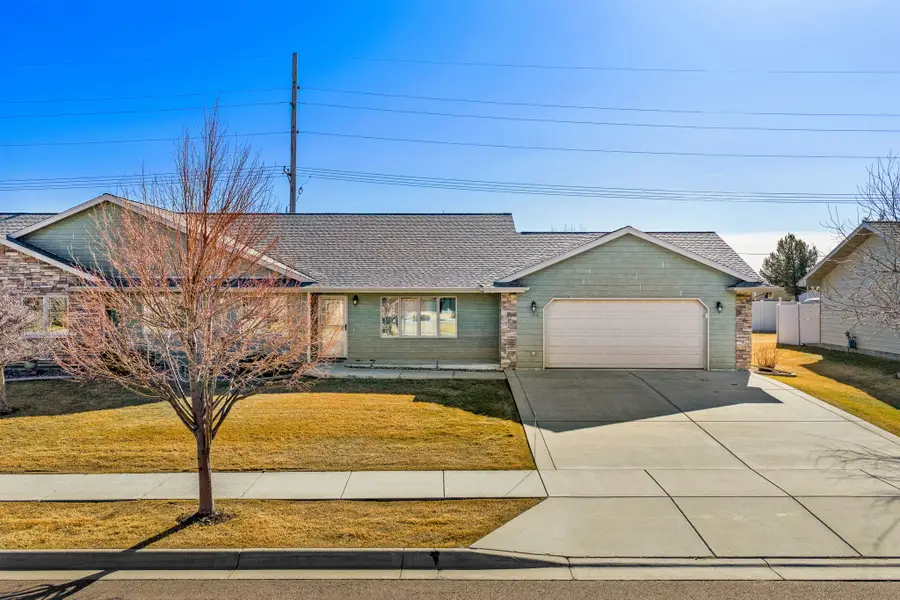 1100 37th Avenue Ne, Great Falls, MT 59404 - #2