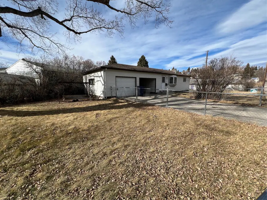 1704 1st Street S, Great Falls, MT 59405 - #3