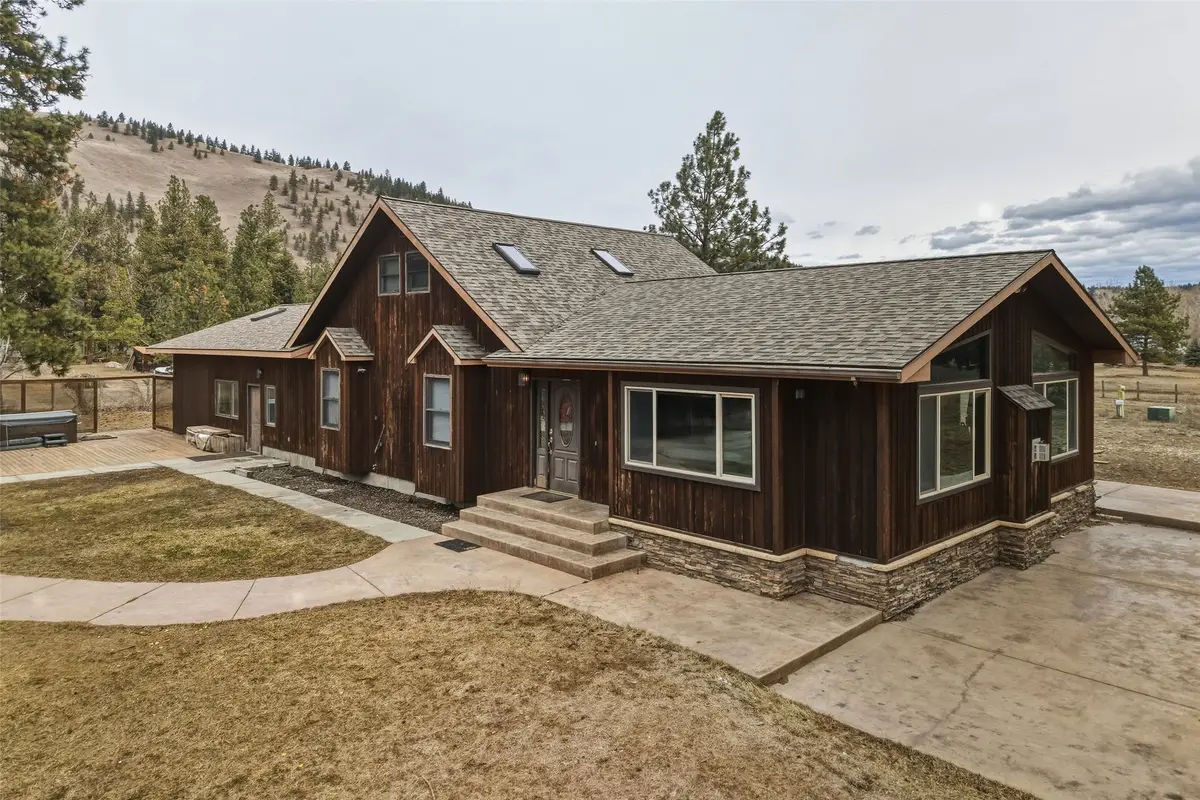 9745 Hwy 12 W, Lolo, MT 59847 - #1