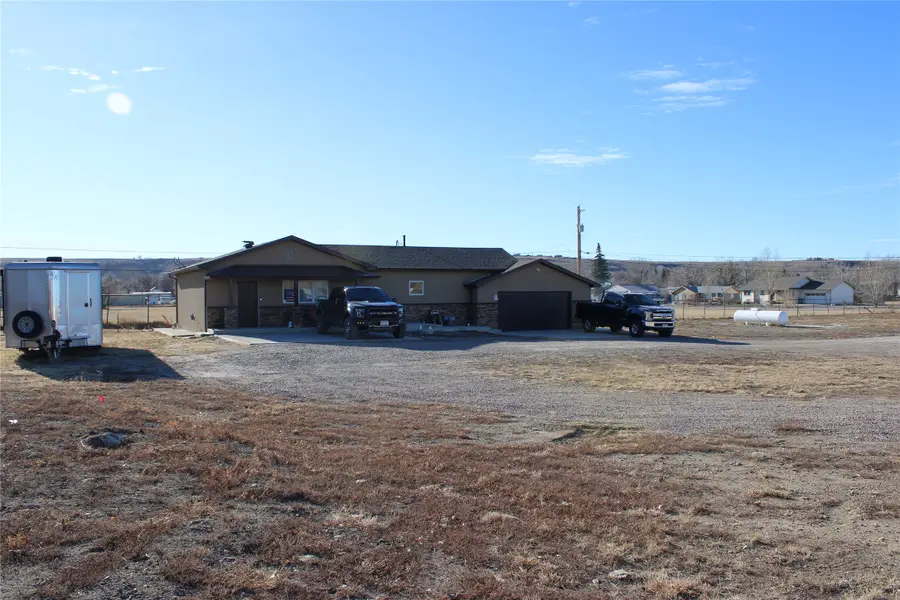 301 307 24th Street Nw, Great Falls, MT 59404 - #2