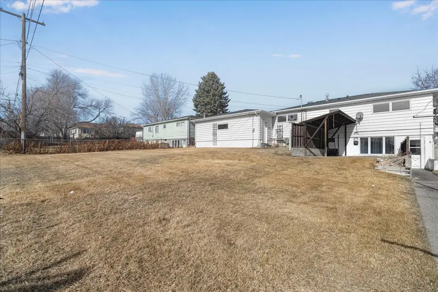 324 Riverview 7 W, Great Falls, MT 59404 - #3