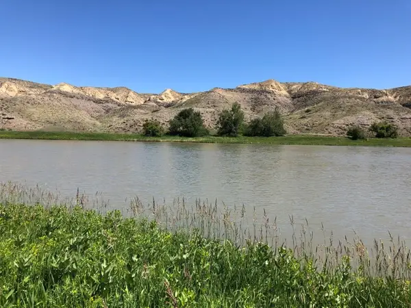 18 Vernon Road, Highwood, MT 59450