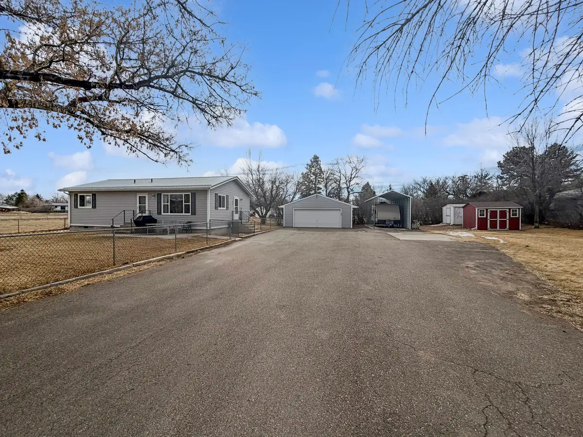 300 9th Avenue Sw, Great Falls, MT 59404 - #1