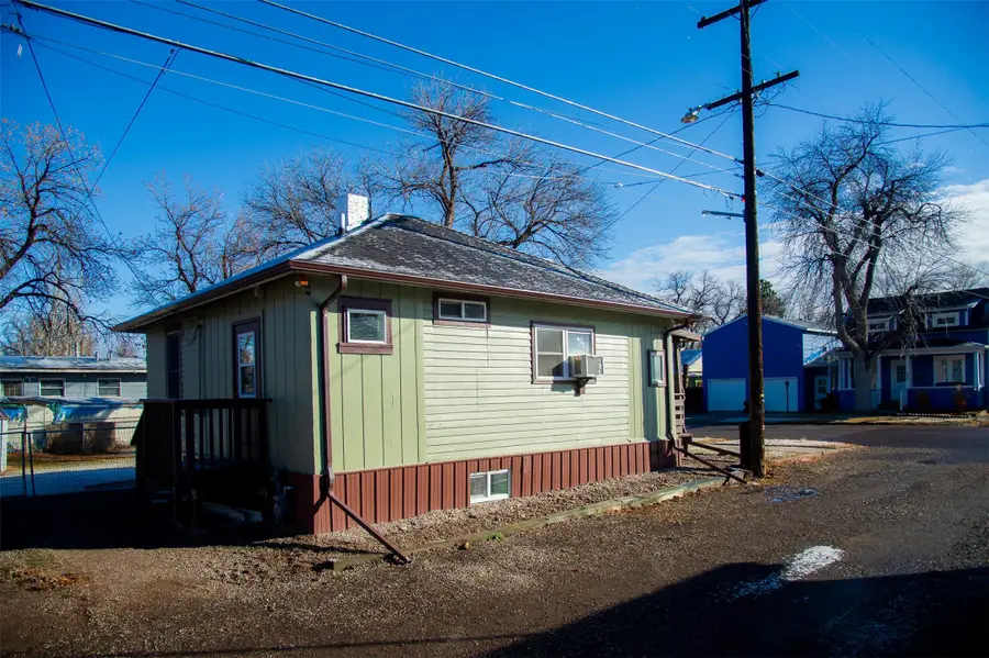 812 8th Street S, Great Falls, MT 59405 - #3