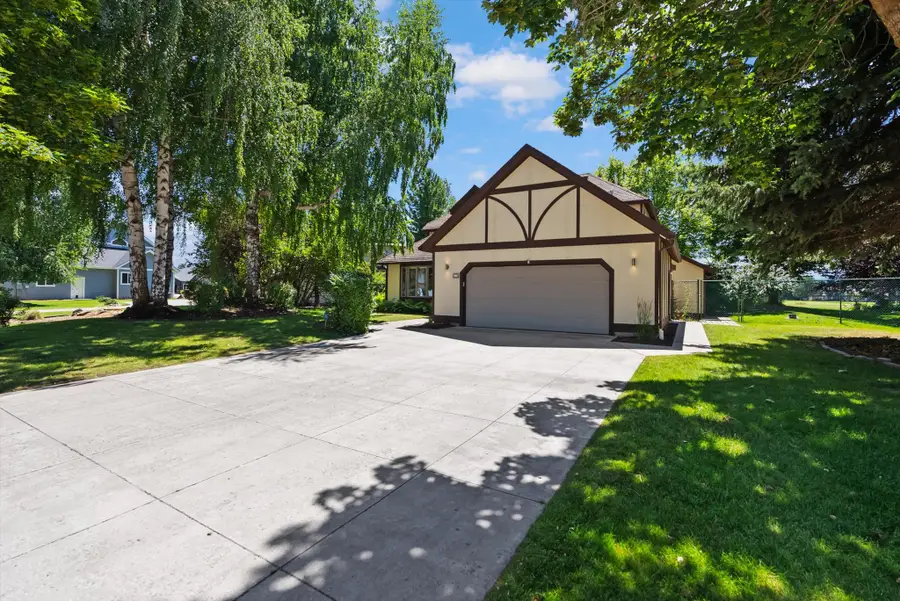 128 River View Drive, Kalispell, MT 59901 - #3