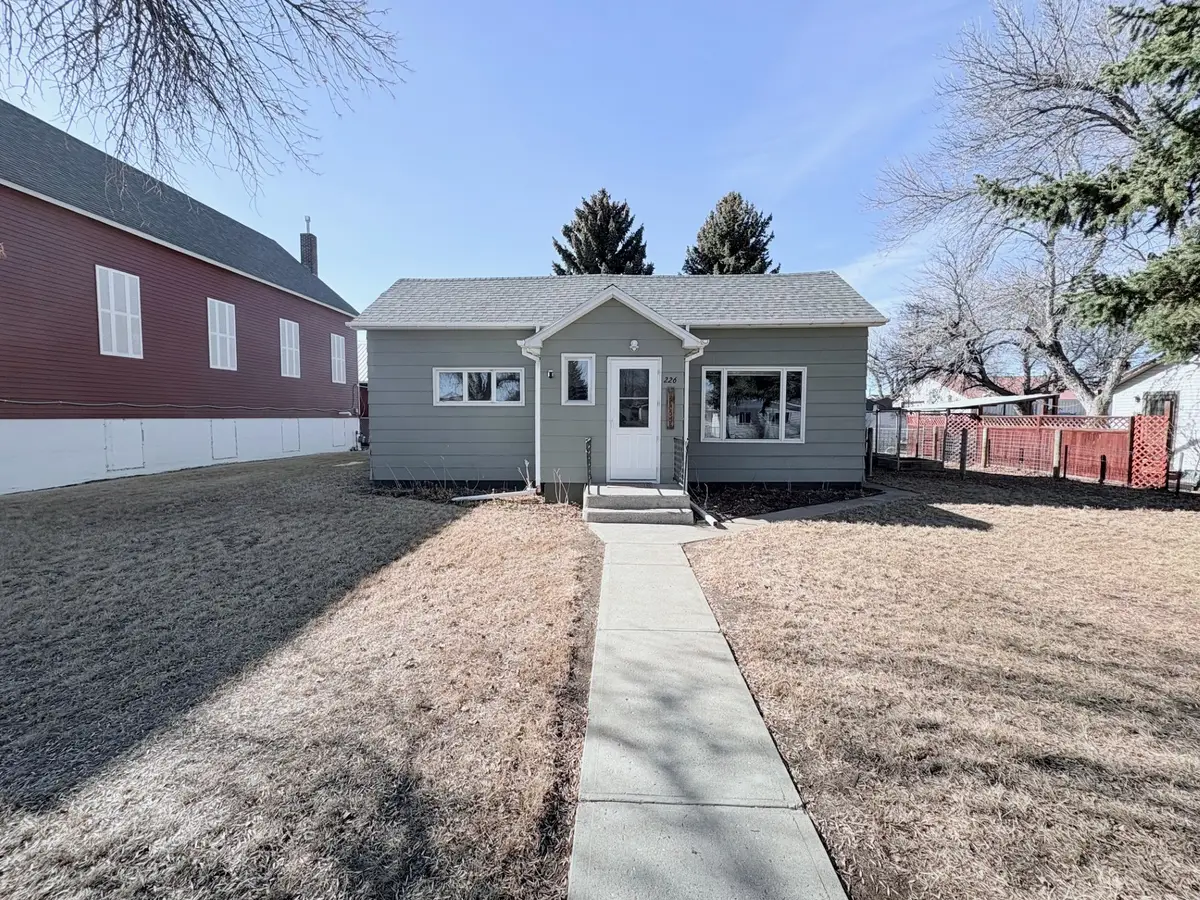 226 2nd Street E, Chester, MT 59522 - #1