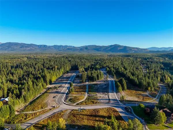 558 Gleneagles Trail, Columbia Falls, MT 59912