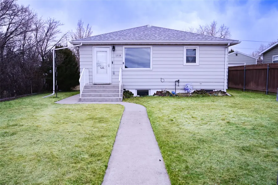 1518 12th Avenue S, Great Falls, MT 59405 - #2