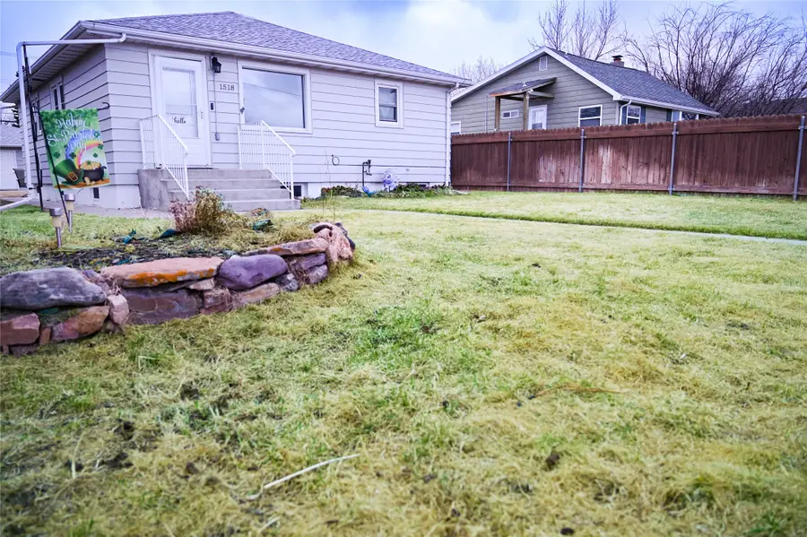 1518 12th Avenue S, Great Falls, MT 59405 - #3