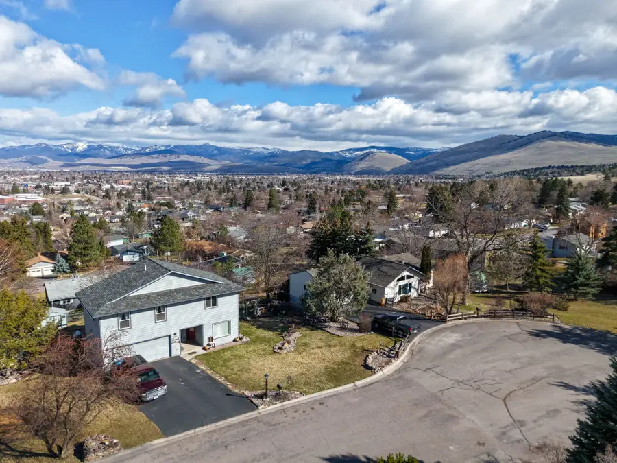 2404 Highwood Drive, Missoula, MT 59803 - #2
