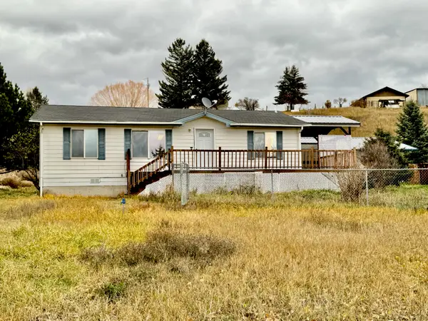 1355 6th Avenue E, Eureka, MT 59917