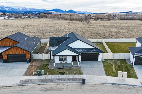 222 Stirling Loop, East Helena, MT 59635