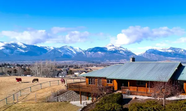 675 Warbler Lane, Corvallis, MT 59828