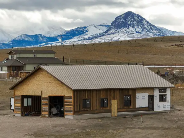 1371 Whoop Up Trail, Augusta, MT 59410