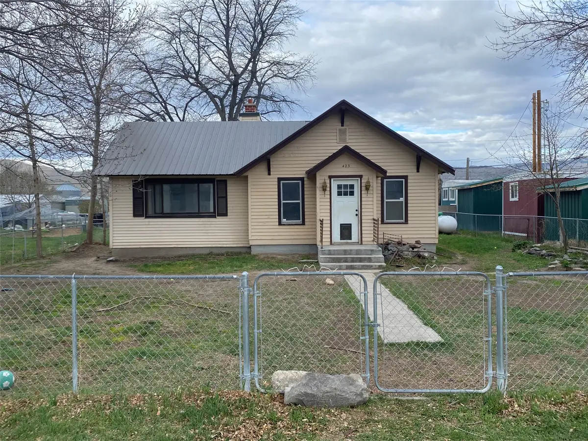423 N Pine Street, Townsend, MT 59644 - #1