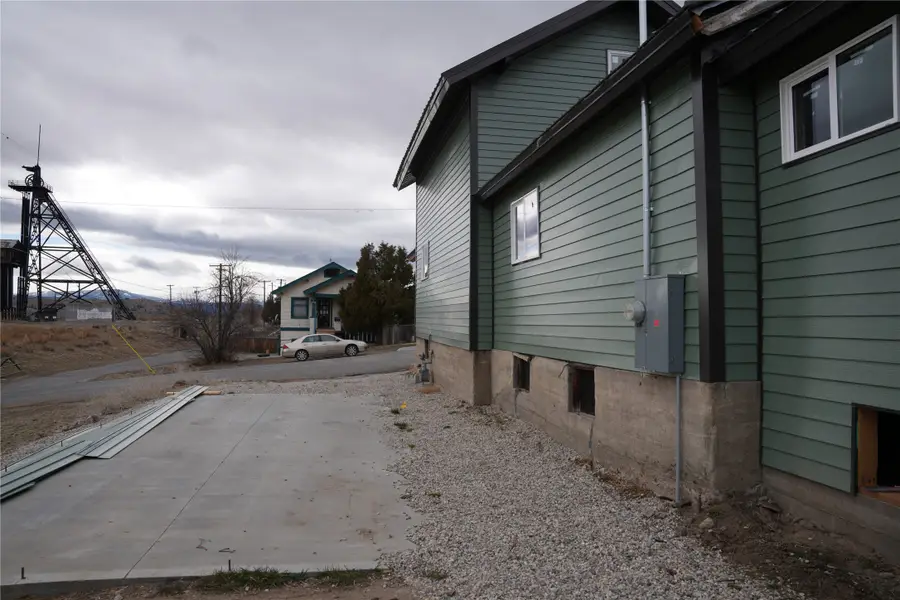 664 Travonia Street, Butte, MT 59701 - #3