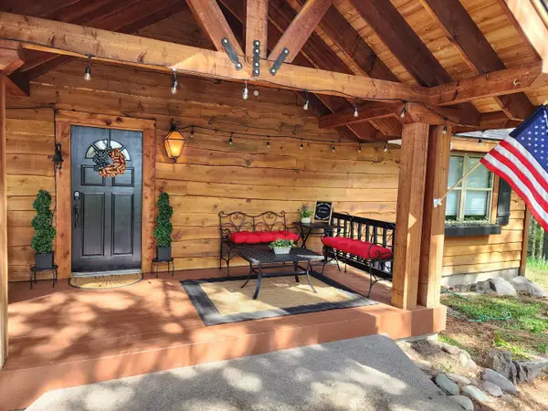 628 Pommel Drive, Bigfork, MT 59911