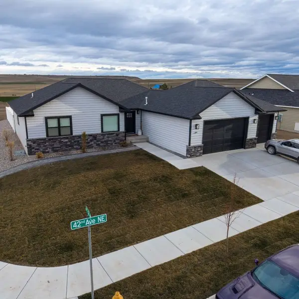 201 42nd Avenue Ne, Great Falls, MT 59404