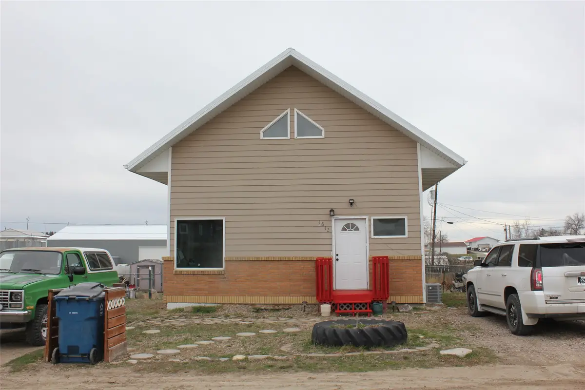 1812 29th Avenue S, Great Falls, MT 59405 - #1