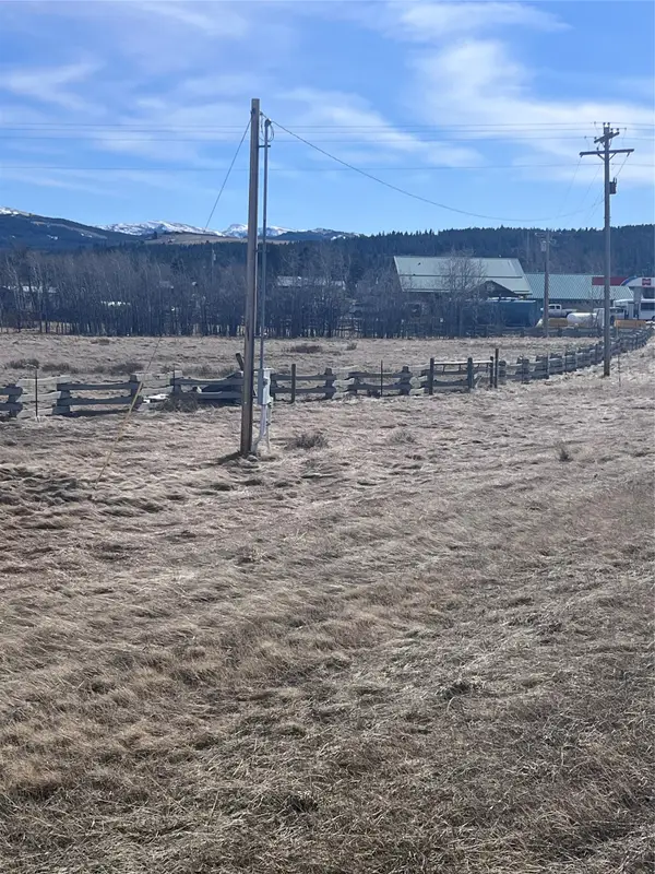 NHN Montana Scenic Loop, East Glacier Park, MT 59434
