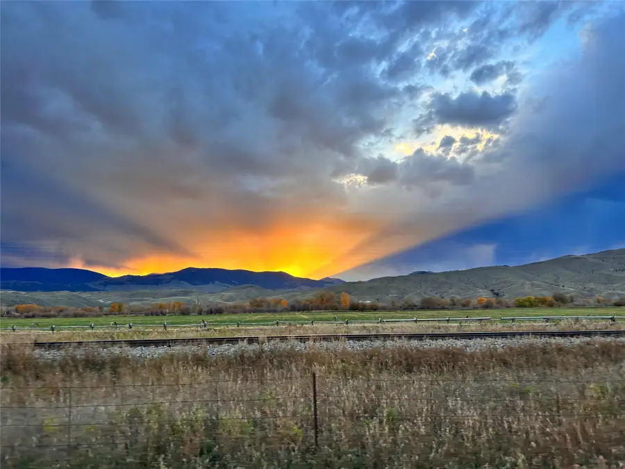 263 W Bovine Way, Melrose, MT 59743 - #2